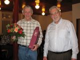7_Otmar_mit_dem_neuen_Freimitglied.jpg